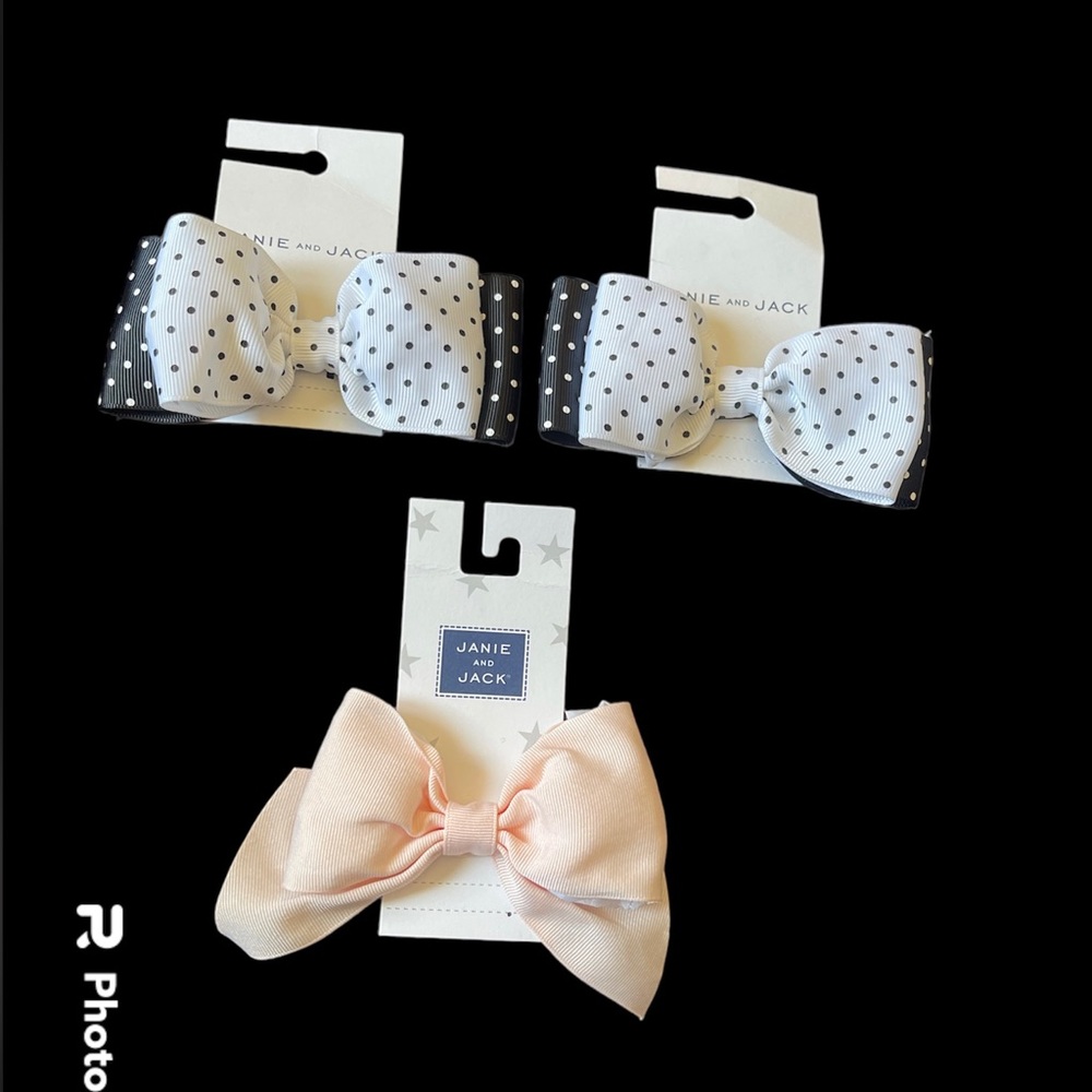 Janie and Jack lot of 3 bow clips